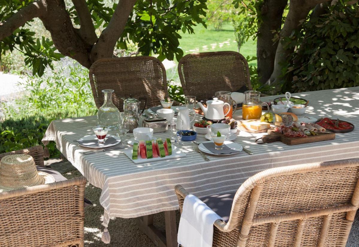 Hotel Domaine Les Martins - Gordes Exterior foto